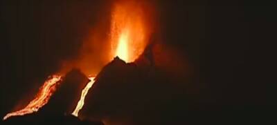 Лава с обломками скал накрывает остров Пальма - noticia.ru - населенный пункт Эль-Пасо
