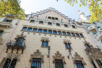 Красивые дома Барселоны: дом Амалье - barcelonatm.ru
