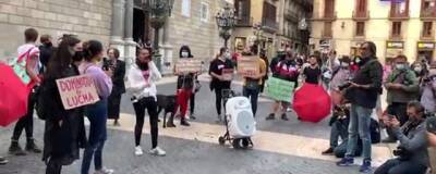 Педро Санчес - В Испании прошли митинги протеста против запрета проституции - runews24.ru - Испания