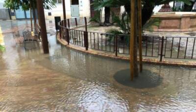 В Испании - сильные наводнения: затоплены улицы, автомобили и здания - ukrinform.ru - Испания