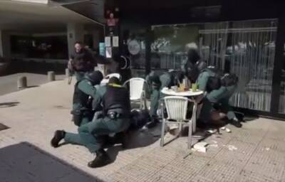 Baleares: la Guardia Civil reduce en diez segundos a dos delincuentes alemanes considerados muy peligrosos - allspain.info - city Santa