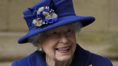 Isabel II vuelve al trabajo en Windsor después de recibir el alta hospitalaria - allspain.info - county Del Norte
