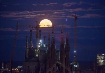 В Барселоне наблюдать за последним лунным затмением в году лучше всего будет в парке Кольсерола - catalunya.ru - Испания