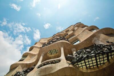 Антонио Гауди - Барселона названа третьим самым красивым городом в мире - espanarusa.com - Англия - Рим