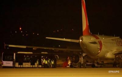 В Испании пассажиры сбежали после посадки самолета - korrespondent.net - Украина - Испания - Турция - Марокко - New York