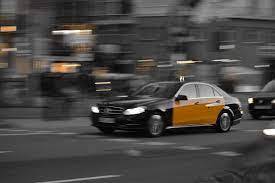 Испанские такси будут совершать бесплатные поездки по маршрутам с праздничным освещением - espanarusa.com - Испания - Мадрид