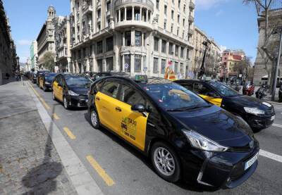 Таксисты Барселоны проведут бесплатную акцию для пожилых людей - catalunya.ru - Испания