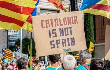 Рауль Гонсалес - В Каталонии сторонники выхода из Испании договорились о коалиционном правительстве - charter97.org - Испания - Мадрид - Бельгия - Белоруссия