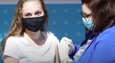 Шесть испанских регионов собираются вакцинировать подростков от коронавируса - noticia.ru
