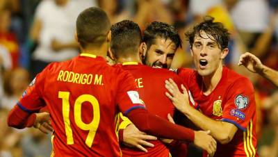 Пабло Сарабия - Испания обыграла Словакию, обеспечив себе место в плей-офф Евро-2020 - gazeta.ru - Испания - Словакия