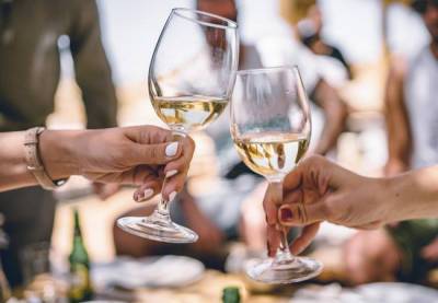 В Испании определили лучшие вина лета 2021 года - catalunya.ru - Испания