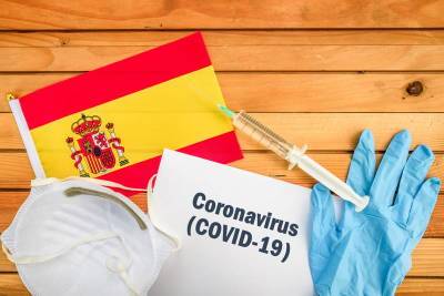Тысячи людей отправились на карантин в Испании из за резкого скачка заболеваемости COVID-19 и мира - cursorinfo.co.il - Россия - Испания - Англия