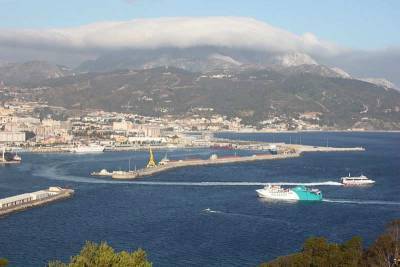 В Испании решают дилемму – открывать порт Сеута для ВМФ РФ или соответствовать политике Брюсселя - actualnews.org - Россия - Испания - Марокко - Брюссель - Сеут