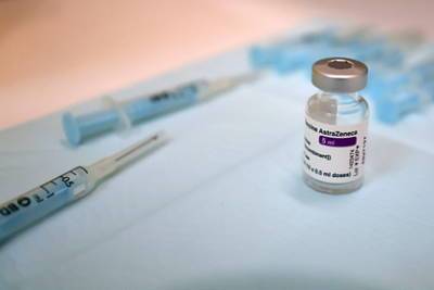 Испания отказалась от закупок вакцины AstraZeneca - lenta.ru - Испания