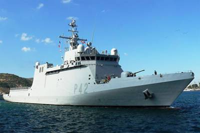 Военный корабль Испании вошел в Черное море - lenta.ru - Россия - Испания