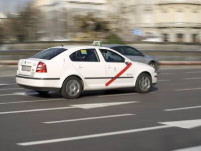 Пассажиры мадридского такси теперь снова могут размещаться на передних сидениях - espanarusa.com - Испания - Мадрид