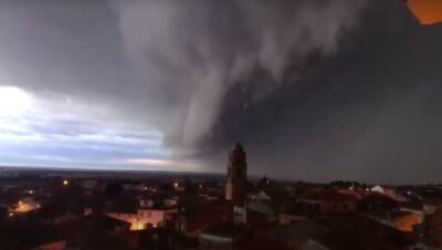 В 10 регионах Испании объявлено штормовое предупреждение - noticia.ru - Испания - Мадрид