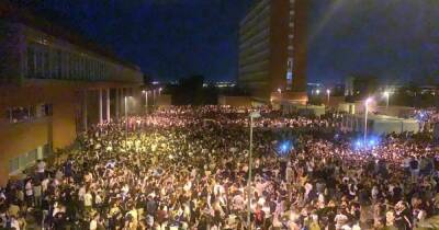 В Мадриде полиция не смогла разогнать студенческую вечеринку на 25 тысяч человек (видео) - koronavirus.center - Украина - Испания - Мадрид