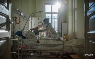 Сорвавшаяся со скалы украинка умерла в больнице в Испании - korrespondent.net - Украина - Испания - Бенидорм - Бережаны