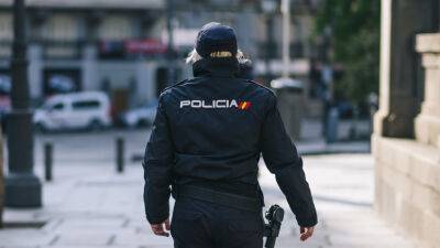 МВД Испании подтвердило обнаружение пакета со взрывчаткой на авиабазе - russian.rt.com - Испания