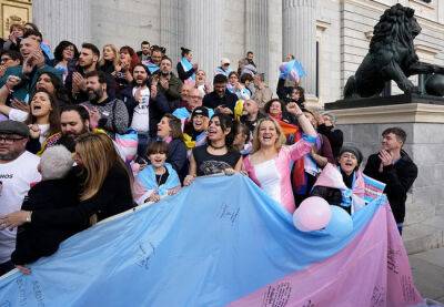 Законопроект о трансгендерах получил одобрение испанского парламента - catalunya.ru - Испания