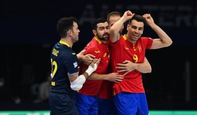 Португалия и Испания сыграют в полуфинале чемпионата Европы по футзалу - sportarena.com - Украина - Россия - Испания - Португалия - Грузия - Голландия - Казахстан - Словакия - Финляндия - Европы
