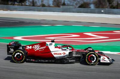 Alfa Romeo провела съёмочный день в Барселоне - f1news.ru - Бахрейн