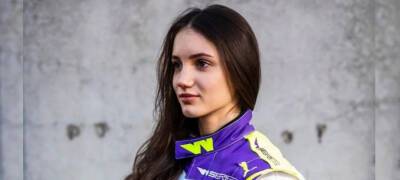 Автогонщица из Карелии Ирина Сидоркова не смогла участвовать в заездах W Series в Барселоне - stolicaonego.ru - Испания