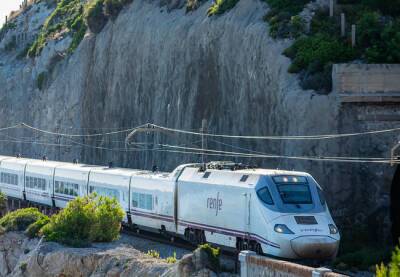 Поезд из Барселоны в Кадис – живая легенда Испании - catalunya.ru - Испания