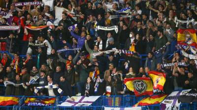 Фанаты «Реала» распевали политическую кричалку на матче в Англии - russian.rt.com - Испания - Мадрид - Англия - Гибралтар - Литва