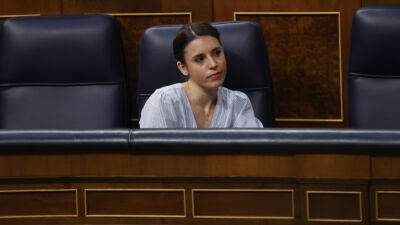 Irene Montero - Pablo Iglesias - Irene, otro Mediterráneo - allspain.info - city Santiago