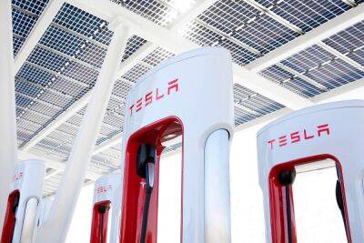 Использовать зарядные станции Tesla Supercharger теперь могут любые электромобили в Великобритании, Испании, Швеции и Австрии - itc.ua - Украина - Испания - Франция - Англия - Бельгия - Голландия - Германия - Швеция - Австрия - Норвегия - Харьковская обл.