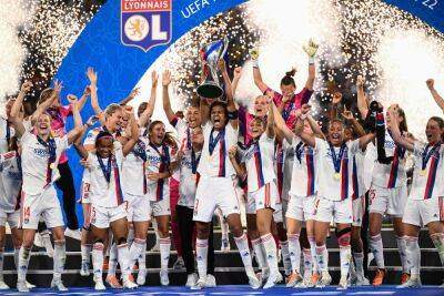 El Olympique de Lyon supera con autoridad al Barcelona en la final de la Champions - allspain.info