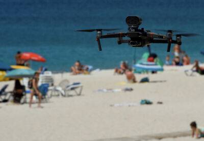 Барселонские пляжи будут контролировать дроны - catalunya.ru - Испания
