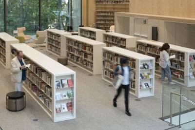 В Барселоне открылась большая современная библиотека с гамаками - espanarusa.com - Испания