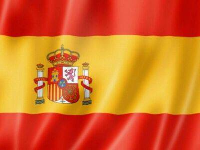 Глава правительства Испании приказал отказаться от ношения галстуков ради экономии энергии - smartmoney.one - Испания