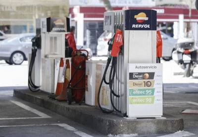 В Испании дешевеет бензин - catalunya.ru - Испания