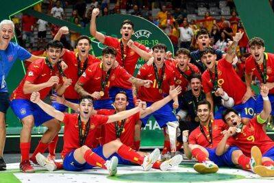Испания разгромила Португалию и стала чемпионом юношеского Евро-2022 по футзалу - sportarena.com - Украина - Испания - Португалия