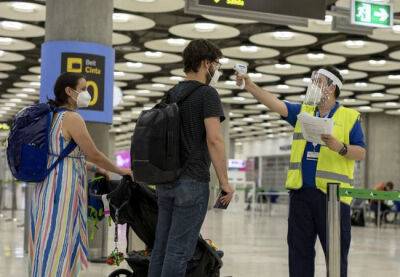 В испанских аэропортах повсеместно отменяется санитарный контроль - catalunya.ru - Испания