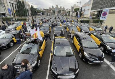 «Медленный марш» таксистов прошел в Барселоне - catalunya.ru - Испания