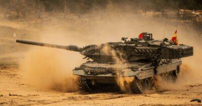 Педро Санчес - Испания присоединится к танковой коалиции для Украины, – El Pais - focus.ua - Украина - Испания - Мадрид - Латвия