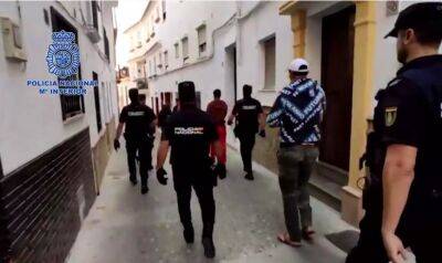 В Малаге за эксплуатацию мигрантов задержаны 43 человека - noticia.ru - Марокко