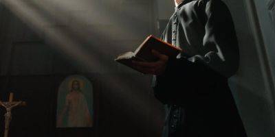 Вільям Бернс - В католической церкви Испании извинились за сексуальное насилие над детьми - nv.ua - Украина - Испания