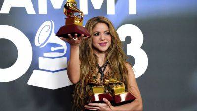 Латинская Грэмми: Шакира получила премию за песню об измене мужа - ru.euronews.com - Испания - Сша