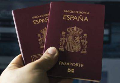 Испанский паспорт признан самым сильным в мире - noticia.ru - Италия - Франция - Германия - Сингапур