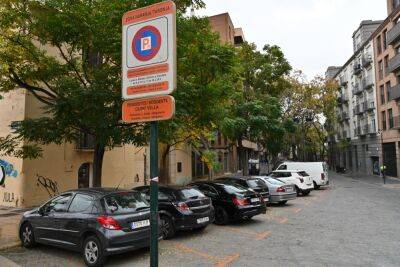 Парковка в зеленых и оранжевых зонах в Валенсии - espanarusa.com - Испания