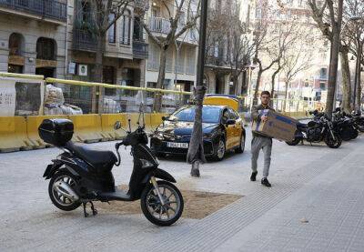 Барселона введет штрафы за плохо припаркованные мотоциклы - catalunya.ru - Испания
