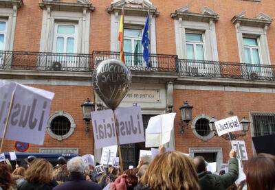 В Каталонии продолжают бастовать судейские служащие - catalunya.ru - Испания - Мадрид