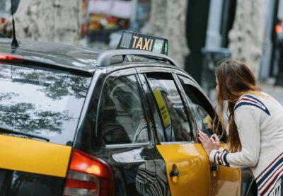 Власти Каталонии запретили таксистам повышать тарифы и вводить скидки на поездки - catalunya.ru - Испания