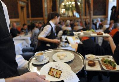 В ресторанах Испании чаевые стали вписывать в счета - catalunya.ru - Испания - Мадрид
